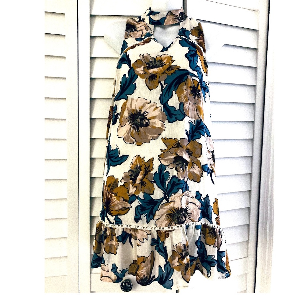 City Triangles Sleeveless Dress